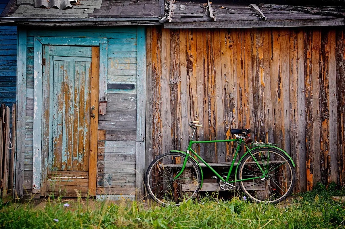 Barn and bicycle